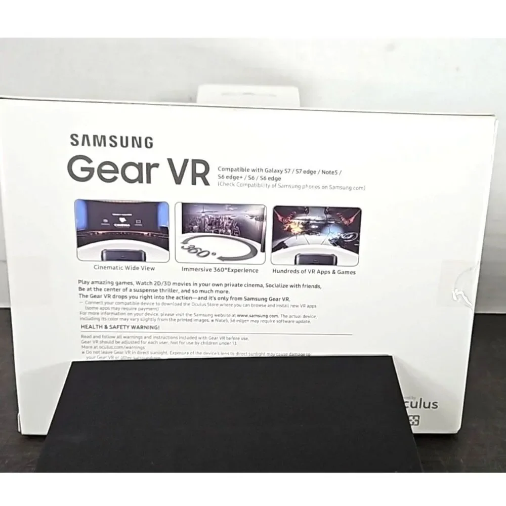 Samsung Gear VR 2016 Edition Smartphone VR Headset - Powered by Oculus